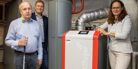 3 Personen und die Heizungsanlage 3 Personen und die Heizungsanlage