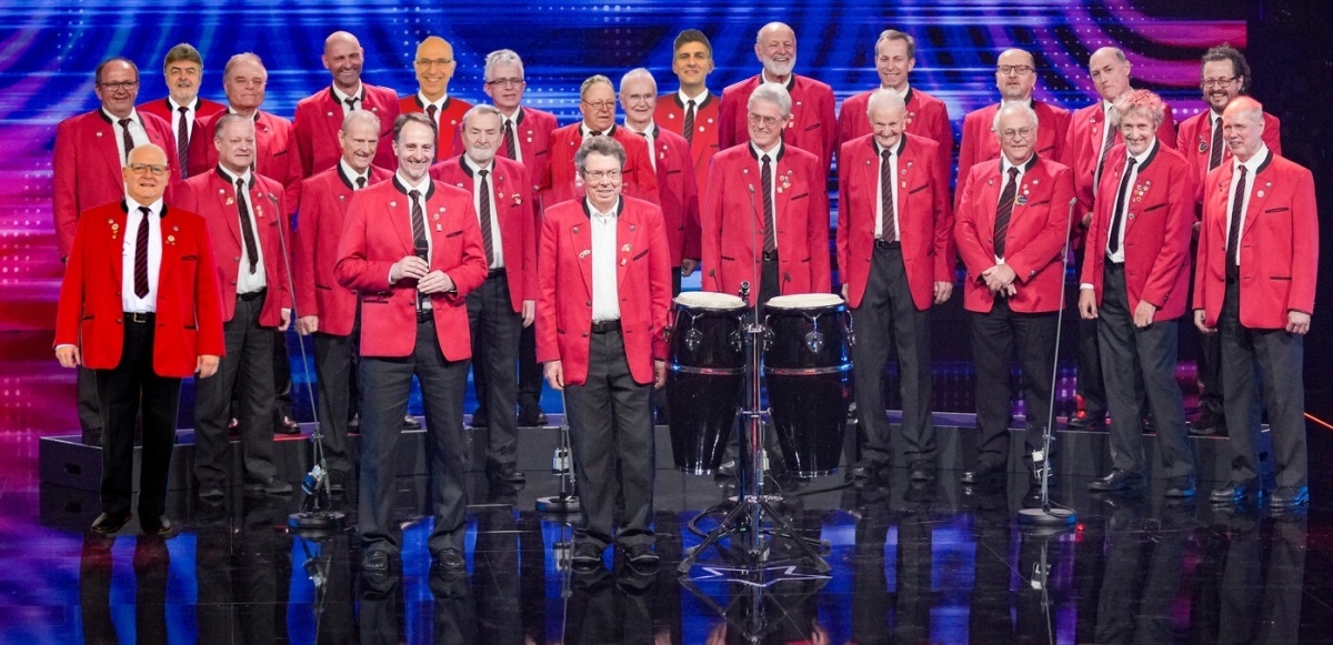 Bürmooser Männerchor auf der Bühne